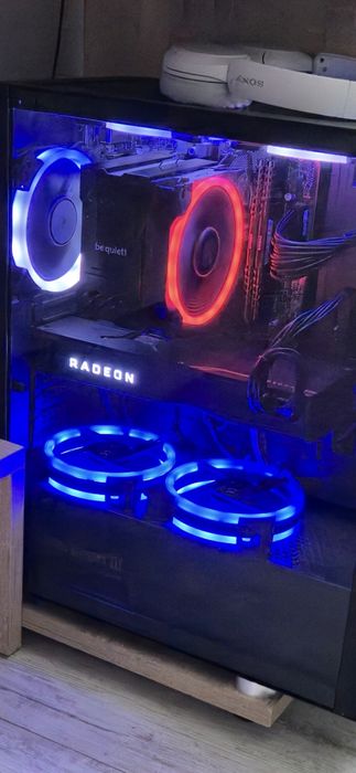 Placa video Radeon 5700XT 50th Anniversary