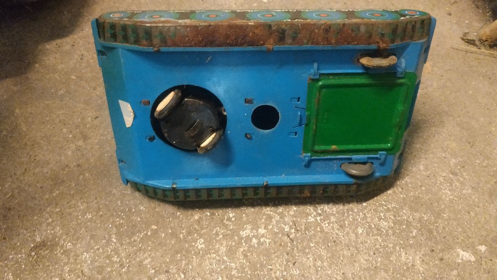 Метални ретро коли