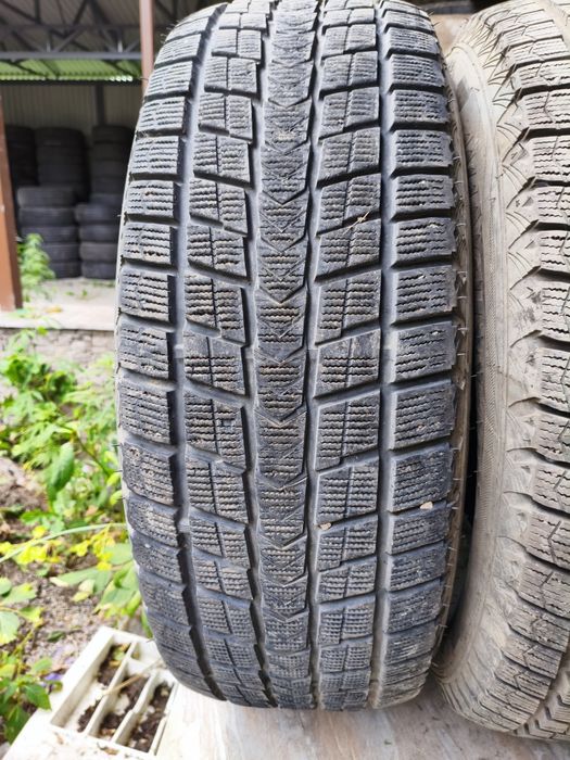 265 70 R16 Комплект 4шт. Зима Nexen. Шины