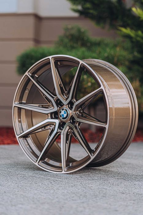 Jante Roti BMW R20 5x112 Bronze Polish Seria 3 Seria 4 Seria 5 Seria 6 Seria 7 X3 X4 X5 X6 XM G20 G21 G30 G31 G60 G70 G14 G15 G16 G11 G12 Aliaj Nou