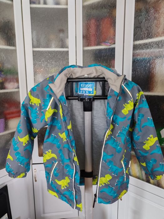 Детская куртка весна-осень