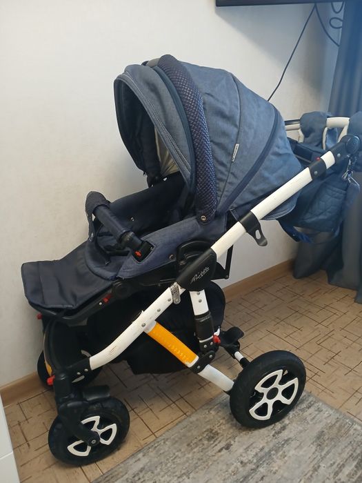 Коляска адамекс 3 в 1