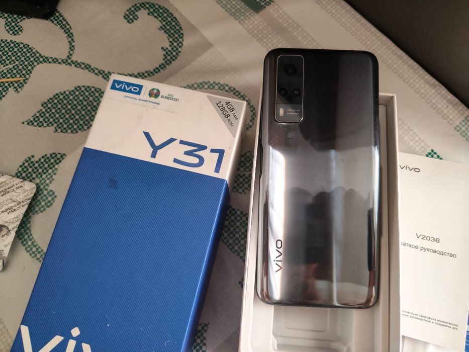 Продам телефон vivo y31