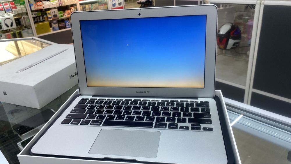 Macbook Air Core i5