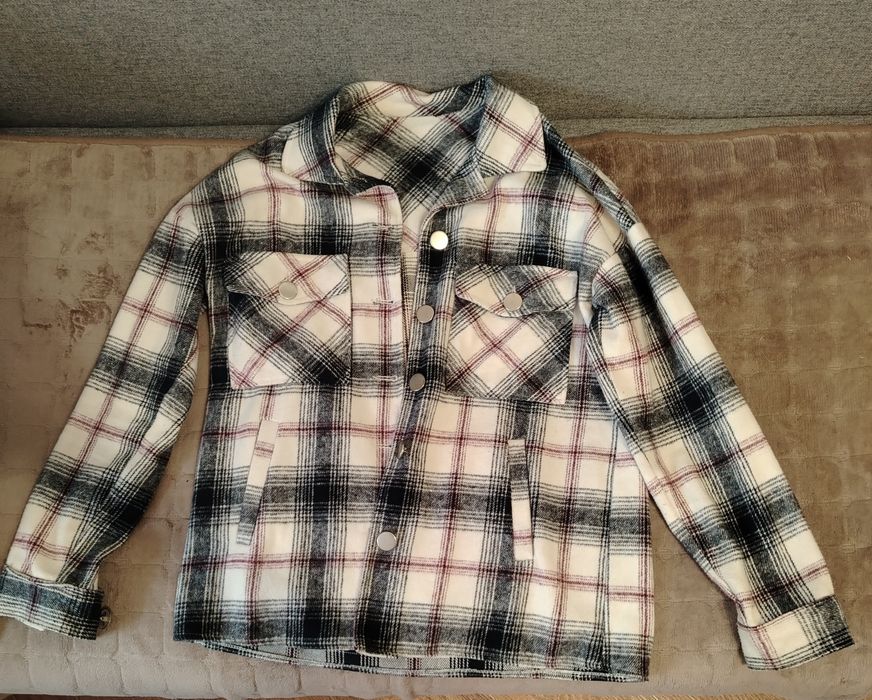 Продам рубашку женскую