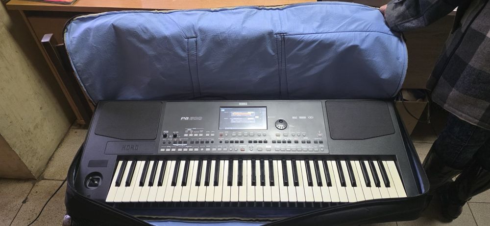 Клавир КORG PA 600