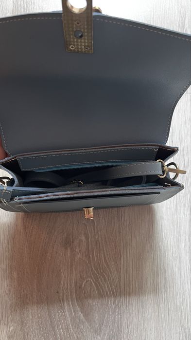 Женски чанти 15 лв