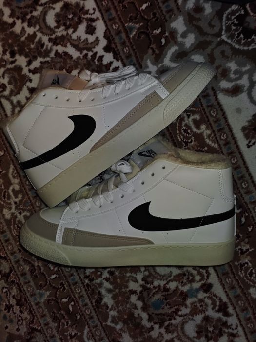 продам кросовки новые