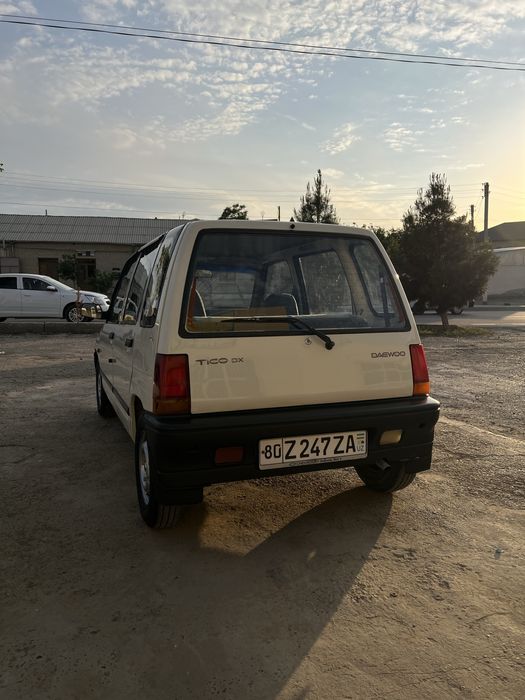 Tiko 2002 yil benzinda