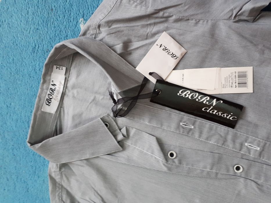 Рубашка на мальчика рост 134см новая