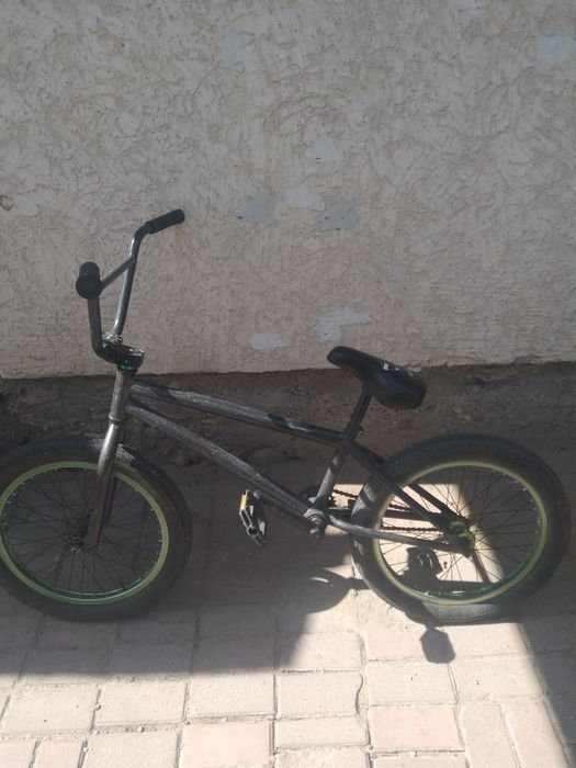 Срочно продам бмх велосипед прродам