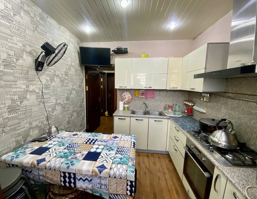 Продается 2х комнатная Саид Барака