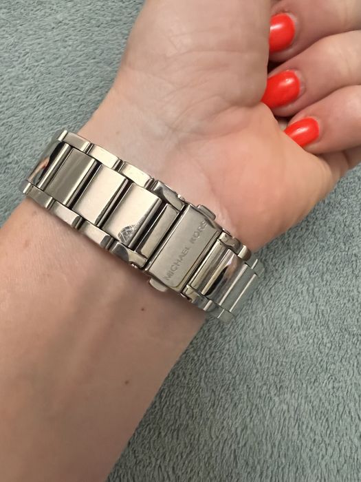 Часы женские Michael Kors