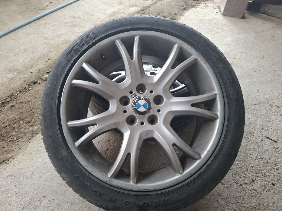 Vând set jante BMW + Cauciucuri aproape noi!
