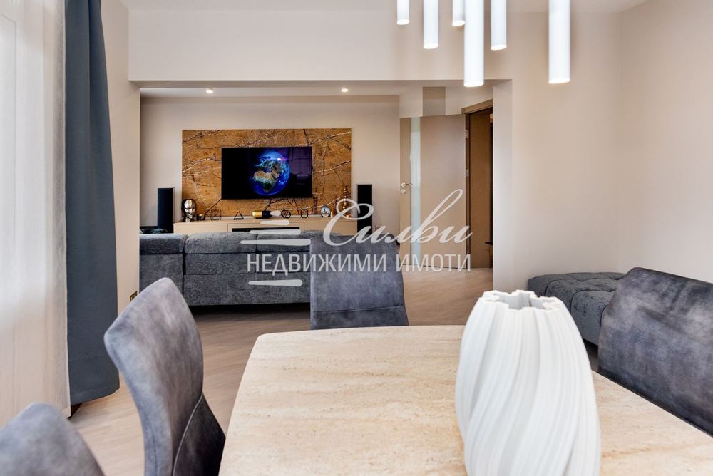 Продава се Етаж от къща в Велики Преслав - 121 кв.м за 1054 €/кв.м - Снимка #3