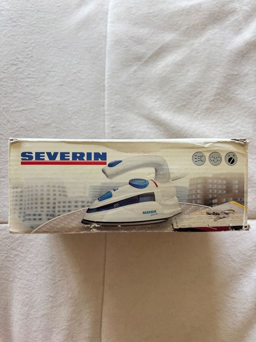 Складной утюг Severine