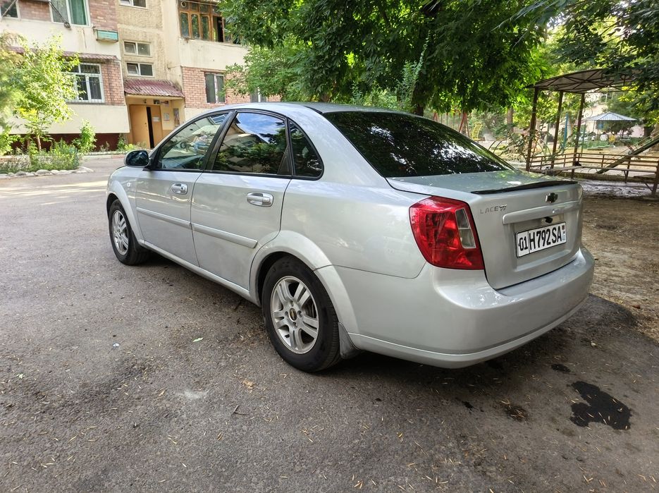 Lacetti 1.6 2013г аренда с выкупом