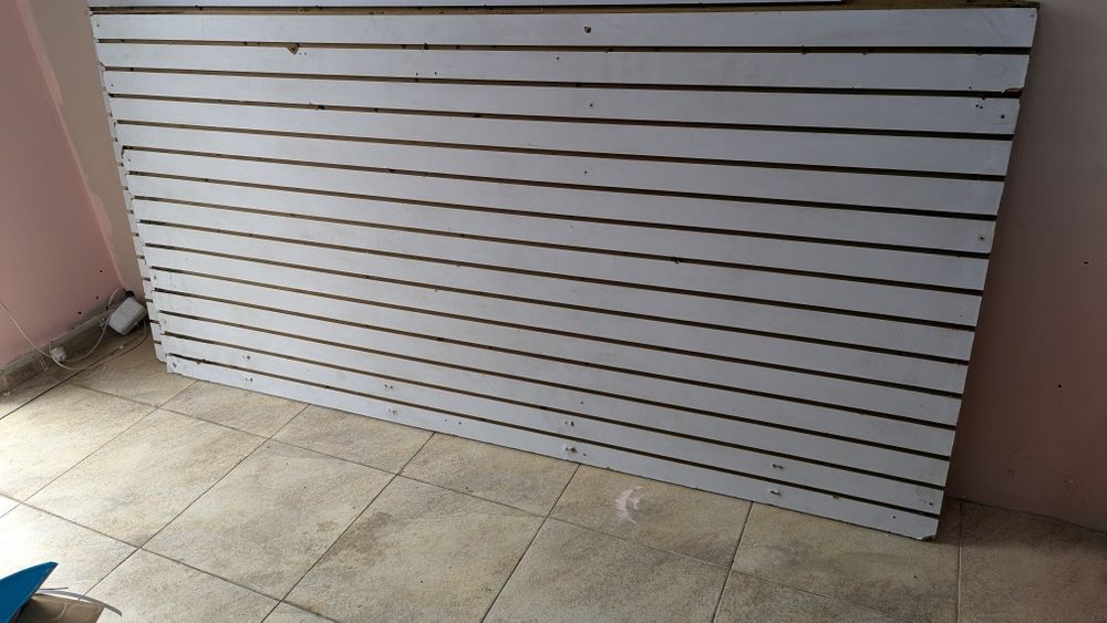 Эконом Понели Белый