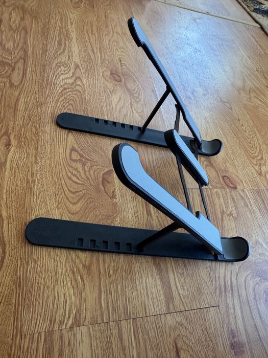 Suport stativ si mouse pentru leptop
