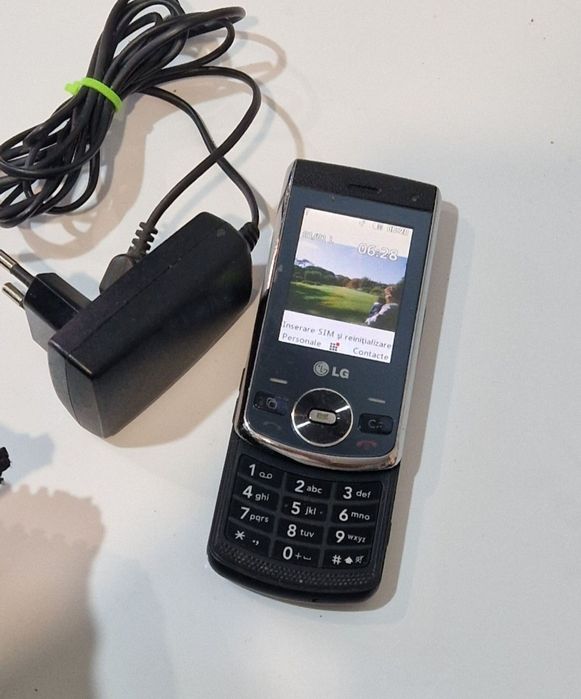 Telefon Lg slide perfect funcțional