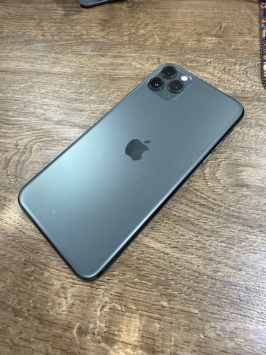 продам iPhone 11 pro max 256gb
