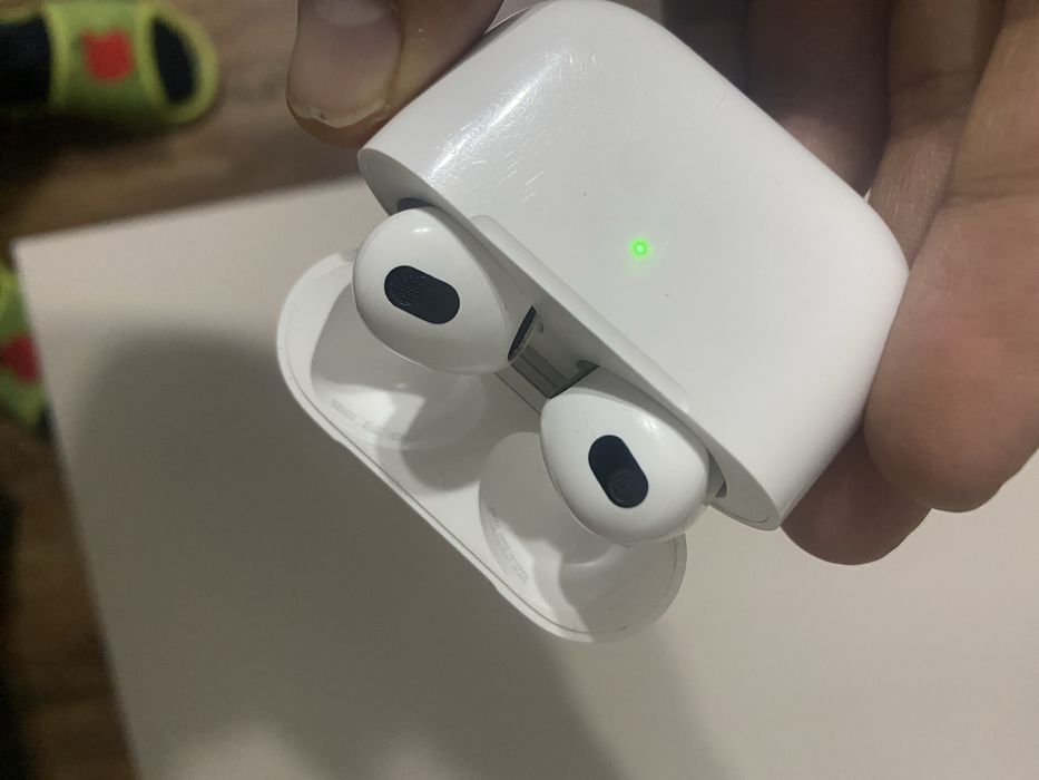 Айрподс оригинал