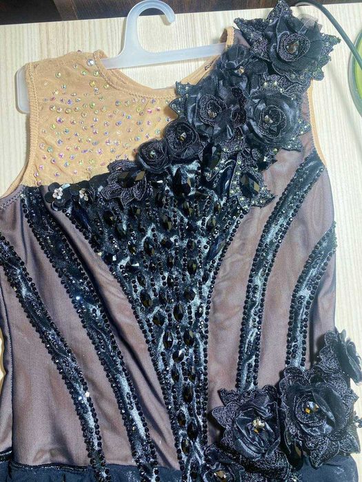 Трико за художествена гимнастика