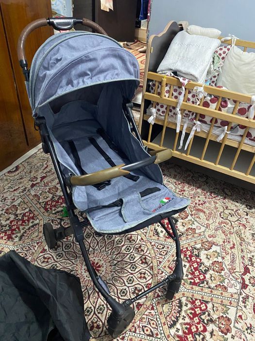 Детский коляска в хорошоем состоянии