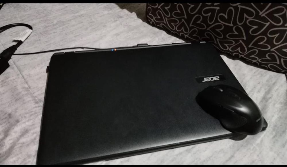 Ноутбук Acer срочно сатылады