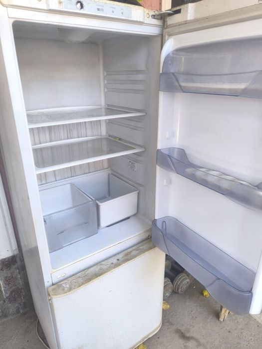 Холодильник не рабочий