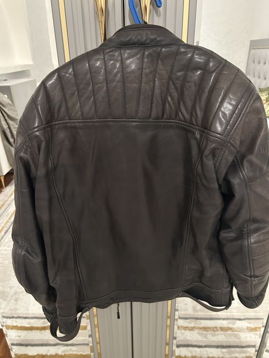 Мото куртка кожа