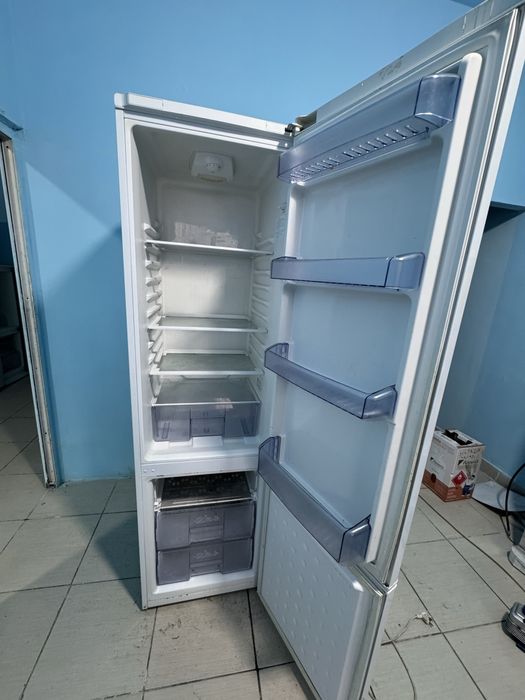 Продам Холодильник BEKO