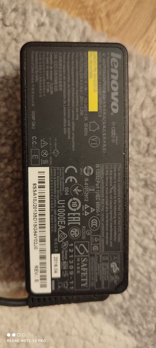 Vând încărcător de leptop/calculator Lenovo 1.5A/3.25A