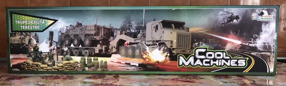 Vand joc de copii nou.