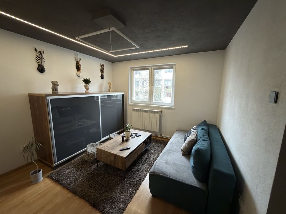 Vand apartament 2 camere,mobilat/utilat!