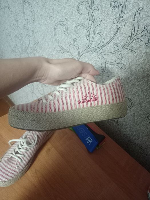 Кеды б/у на 40-41 размер