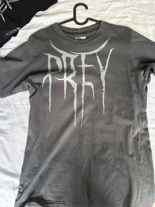 Редки тениски на Luda