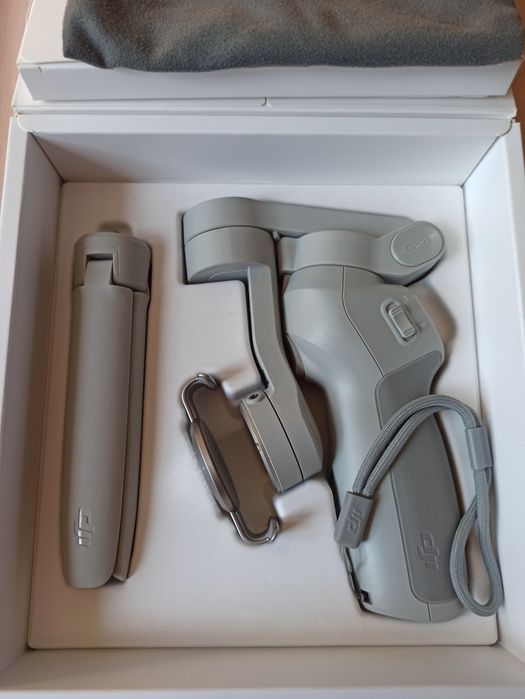 Стабилизатор для смартфона  dji om4