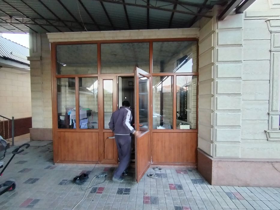 Пластиковые окна двери витражи