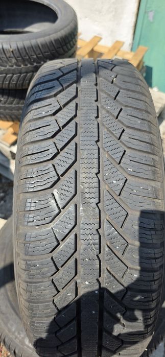 Гуми 4бр 205/60/16 - 1бр  - 59 евро