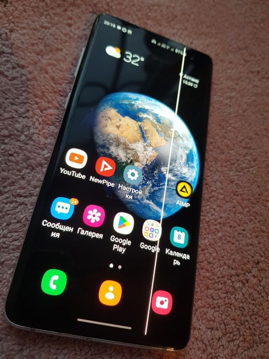 Смартфон Samsung S10+ продам