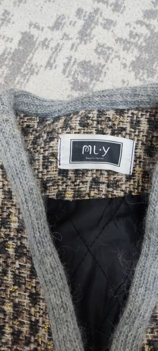 Проадам кардиган женский короткий