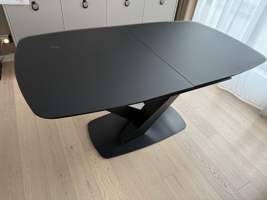 Masa dining extensibila