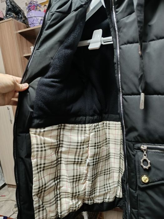 Продам зимний пуховик