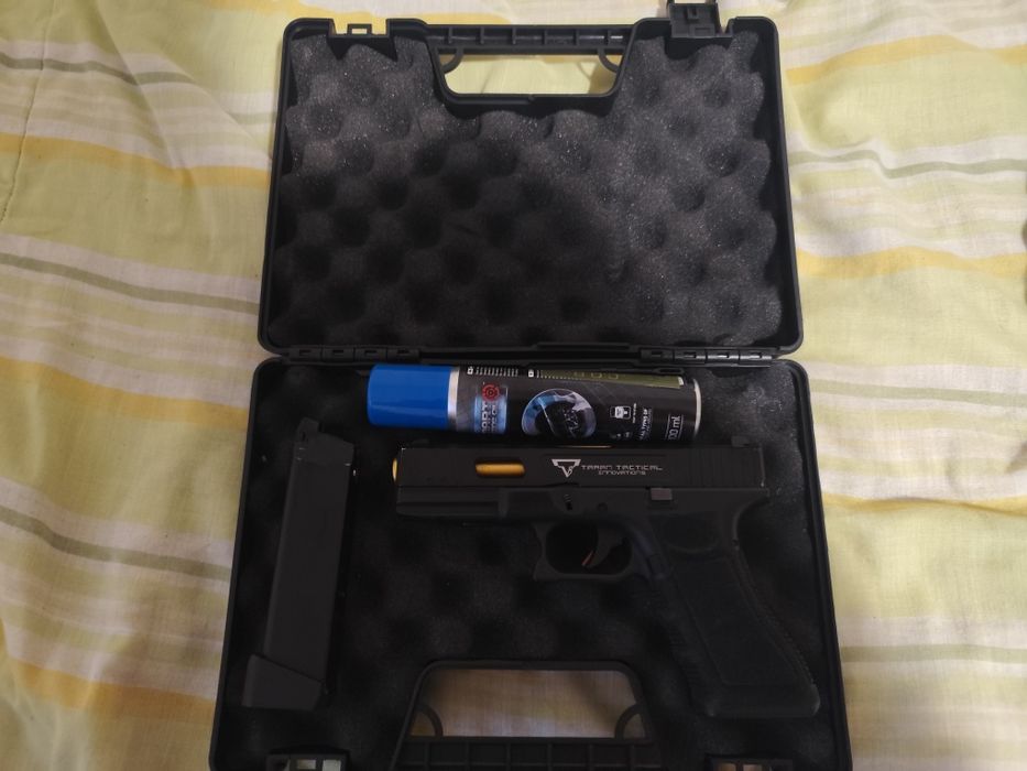 Airsoft Glock 17 Double Bell, Green Gas, Blowback (Еърсофт Глок 17, Зелена газ, Откат)