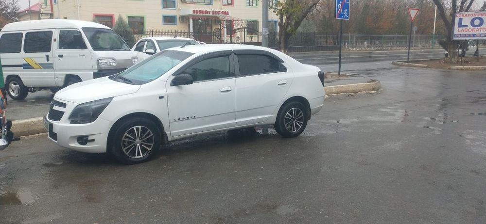 Кобилт сотилади .