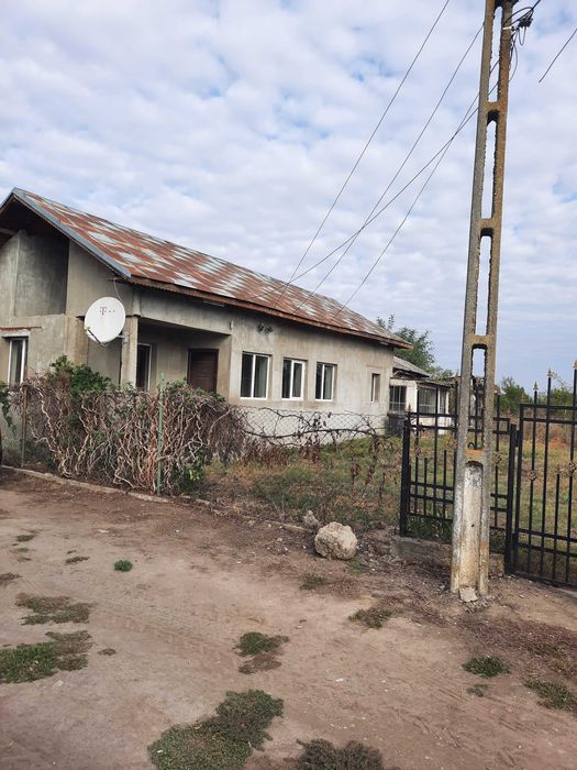 Vind casa si teren in Colacu,jud.Dimbovita