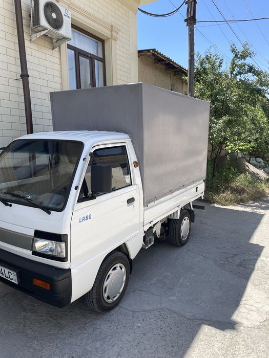 Labo sotiladi metan gazi bor