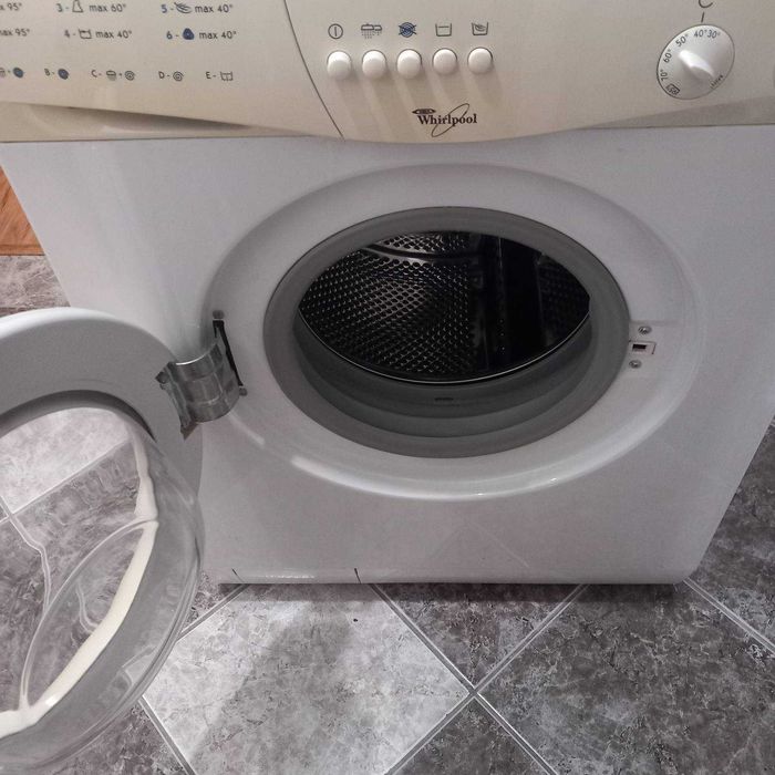 Пералня WHIRLPOOL FL-5064– много добро състояние