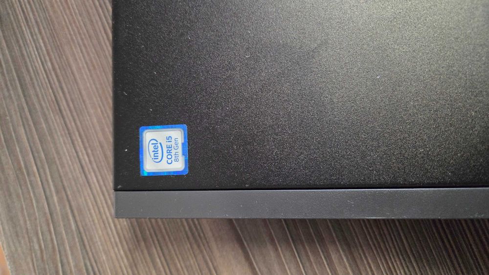Lenovo  mini Desktop M720Q Procesor i5 gen 9 RAM 16 GB SSD 256 GB